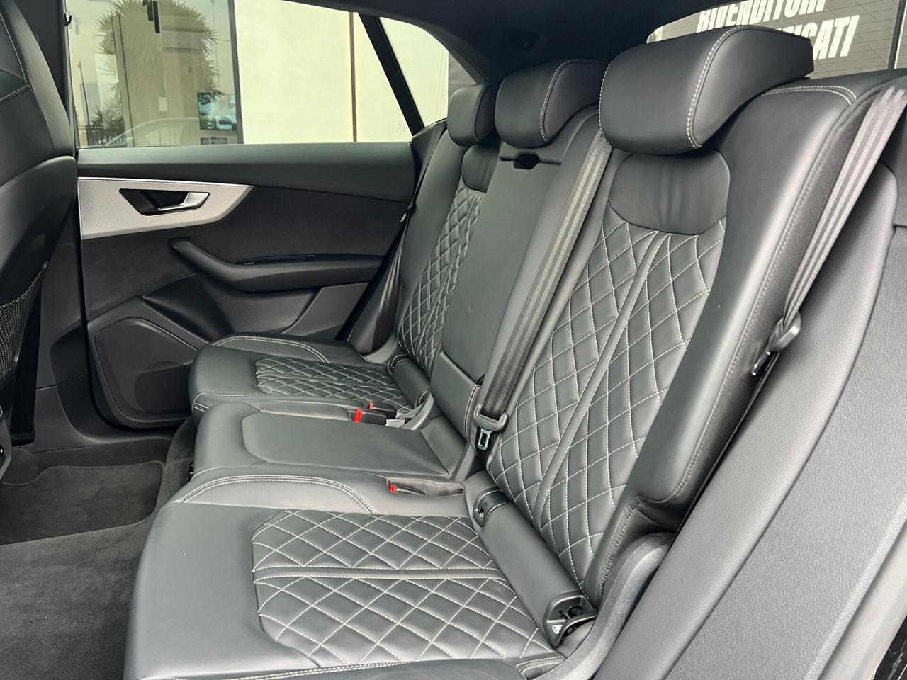 Audi Q8 50 3.0 TDI mhev 286 CV quattro tiptronic Sport NEW MODEL