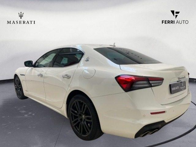 MASERATI Ghibli 2.0 330 CV 2WD MHEV Gransport