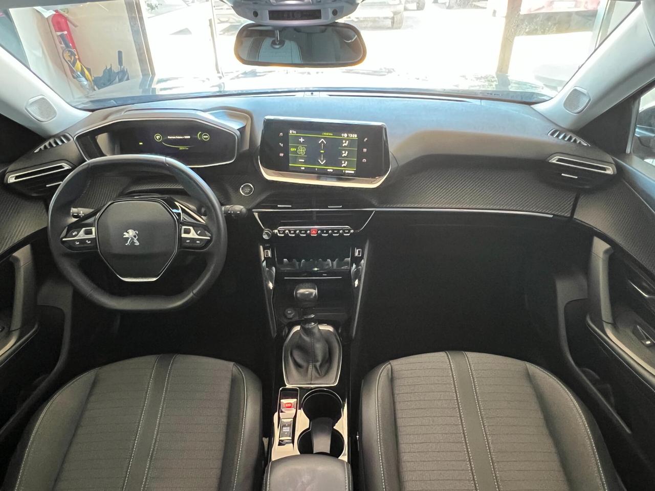 Peugeot 2008 PureTech 100 S&S Allure Pack