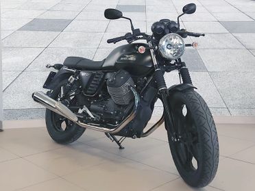 Moto Guzzi V7 II Stone