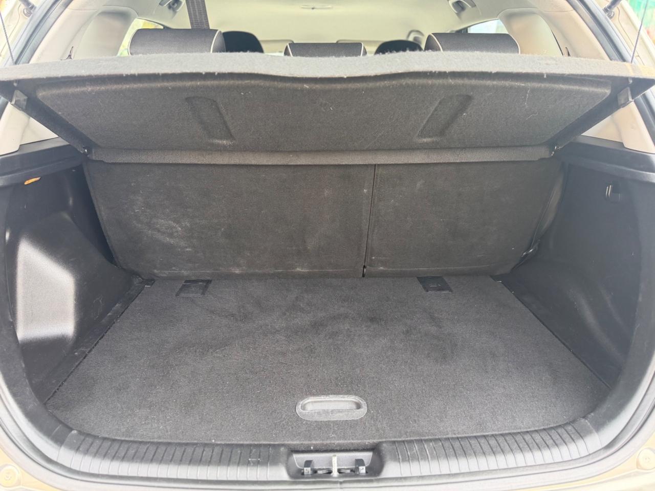 Kia Venga 1.4 90 Cv GPL