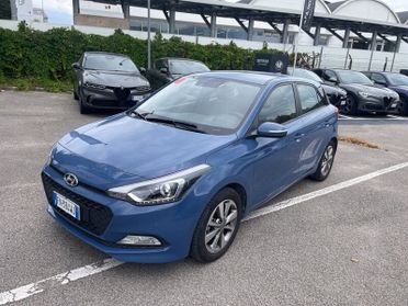 Hyundai i20 II 2015 5p 1.2 Login econext 84cv