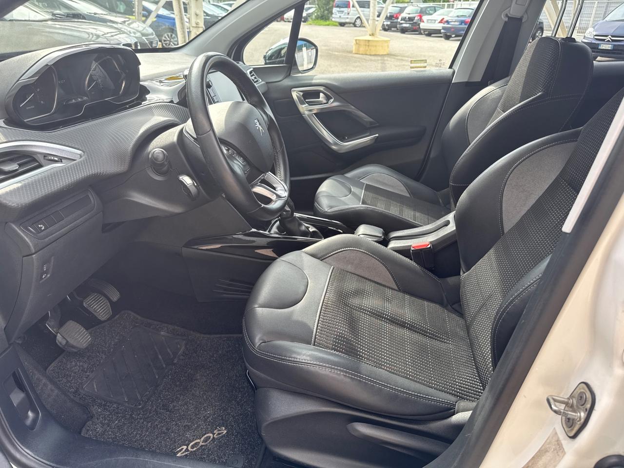 Peugeot 2008 BlueHDi 120 S&S Allure 2016