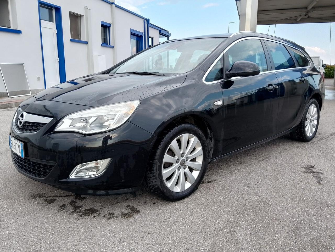 Opel Astra 1.7 CDTI tutta tagliandata Opel perfetta pari al nuovo unica proprietaria