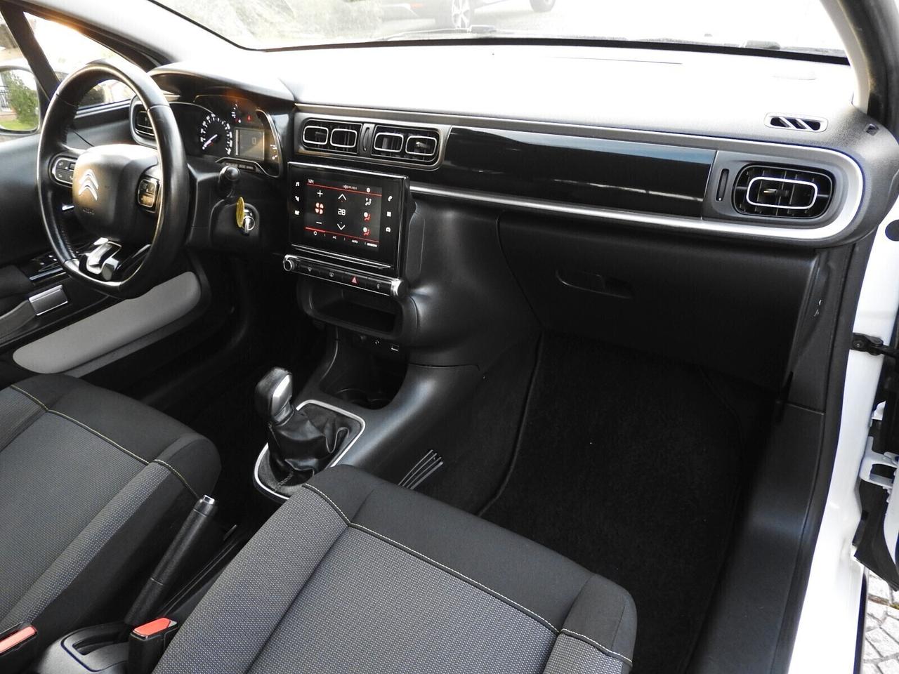 CITROEN C3 1.2 GPL della casa