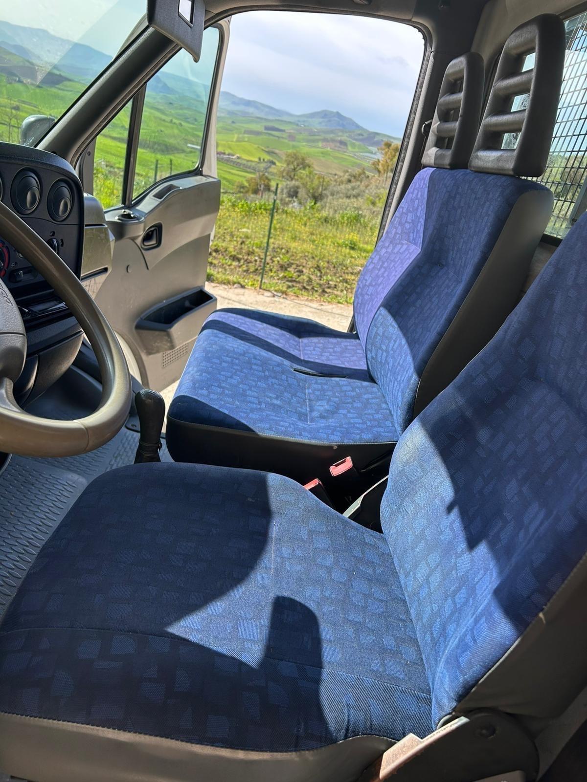 Iveco Daily 35S10 2.3 Hpi TDI PC Cabinato