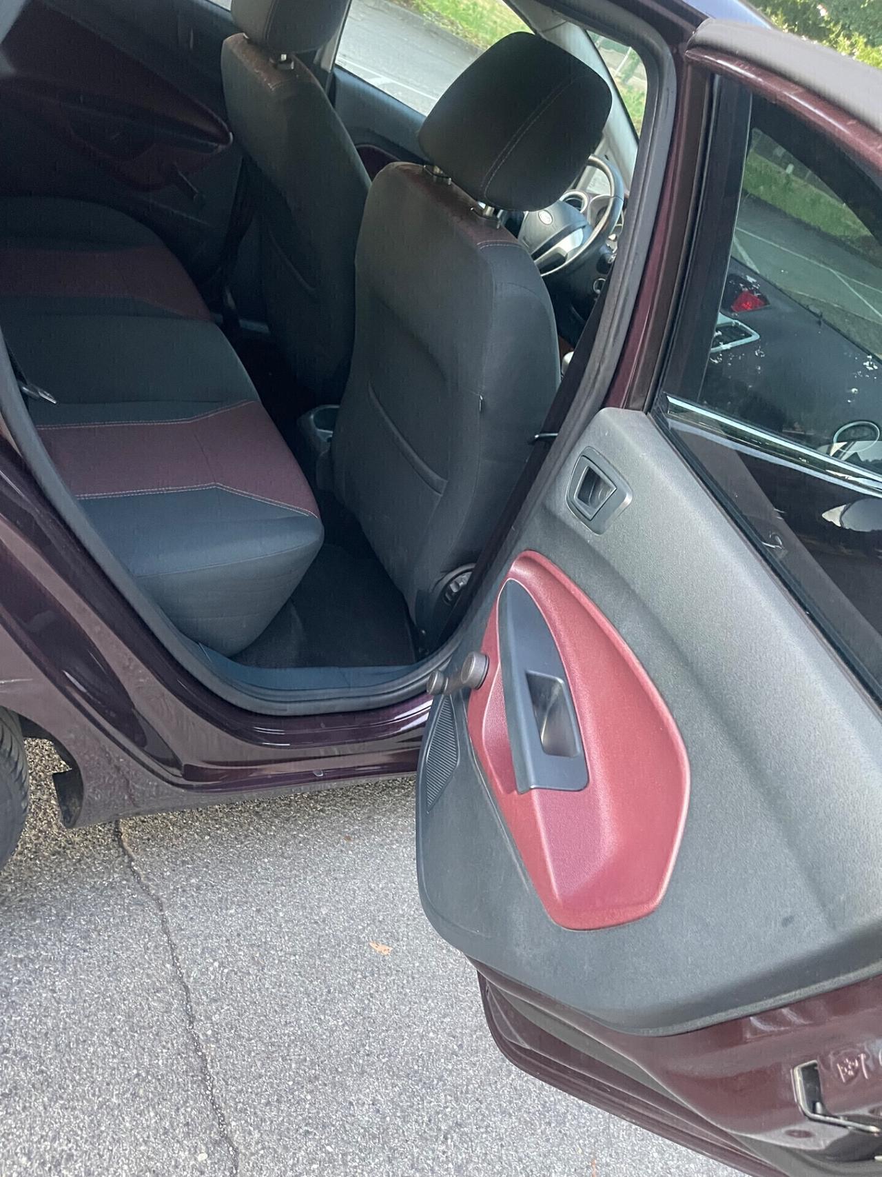 Ford Fiesta Fiesta+ 1.4 5 porte Bz.- GPL