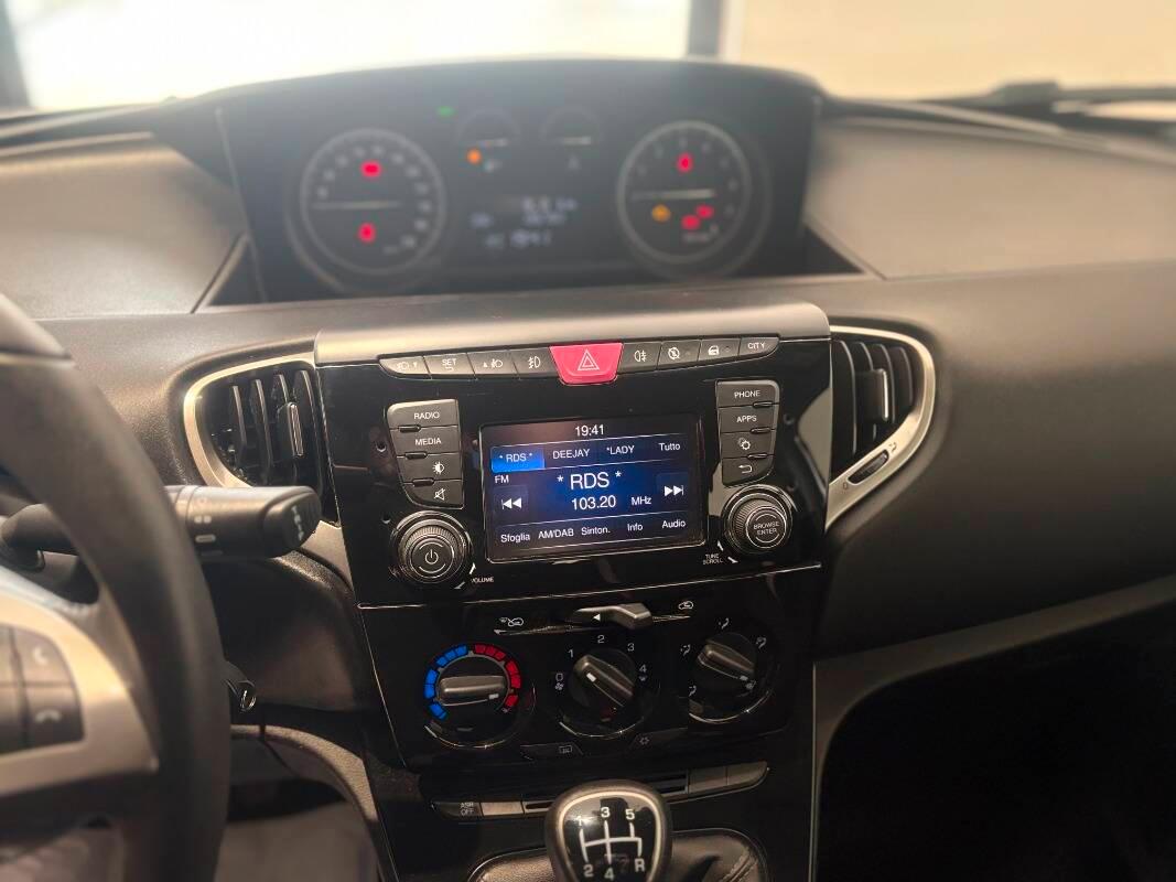 Lancia Ypsilon 1.2 Gold s&s 69cv my19
