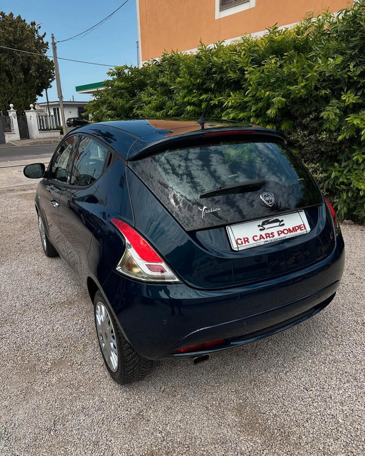 Lancia Ypsilon 1.2 69 CV 5 porte GPL Ecochic Gold