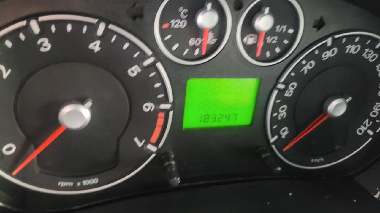 Ford Fiesta 1.2 BENZINA