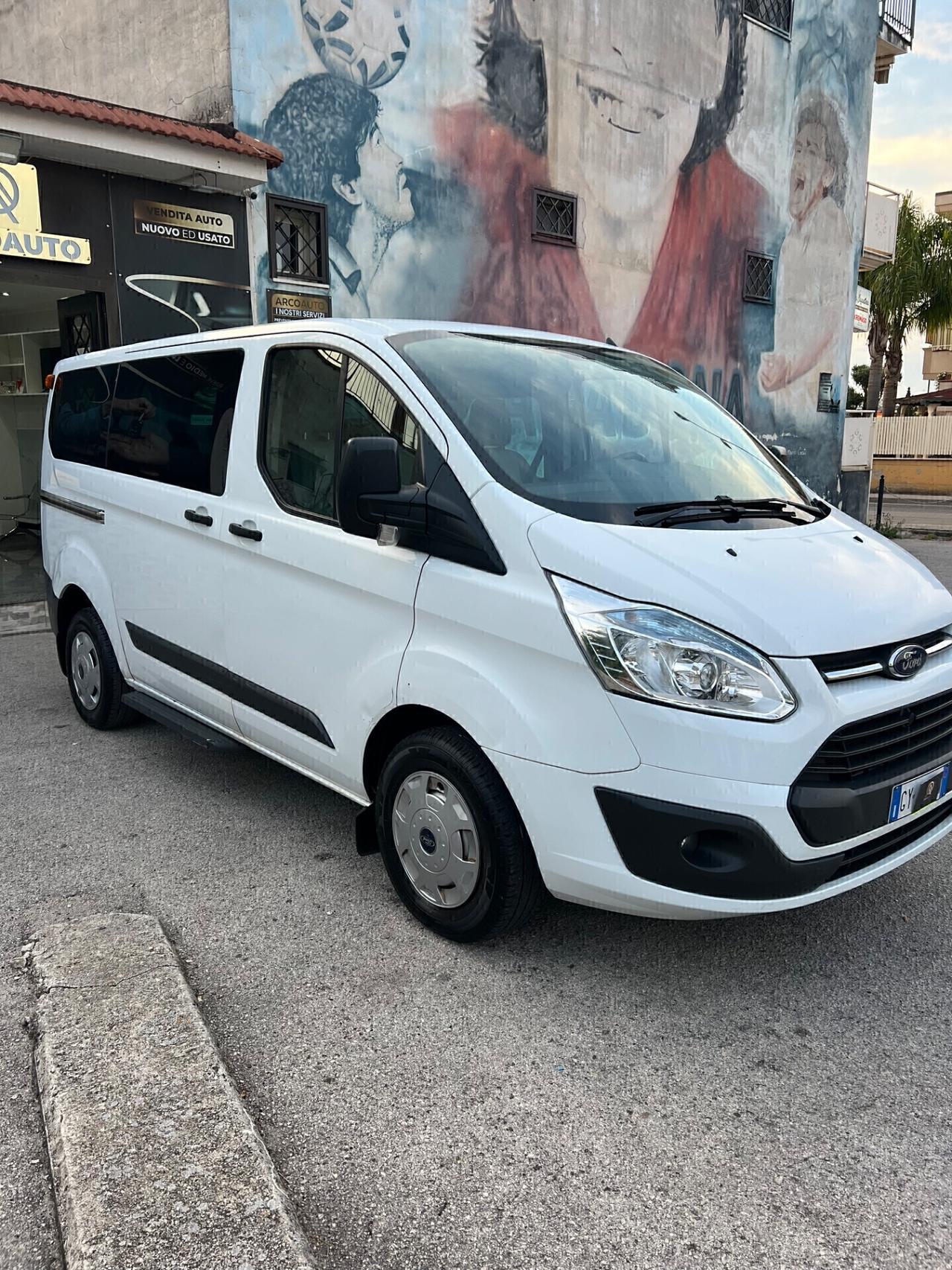 Ford Transit Custom 9 posti 2.2 TDCi 105 cv