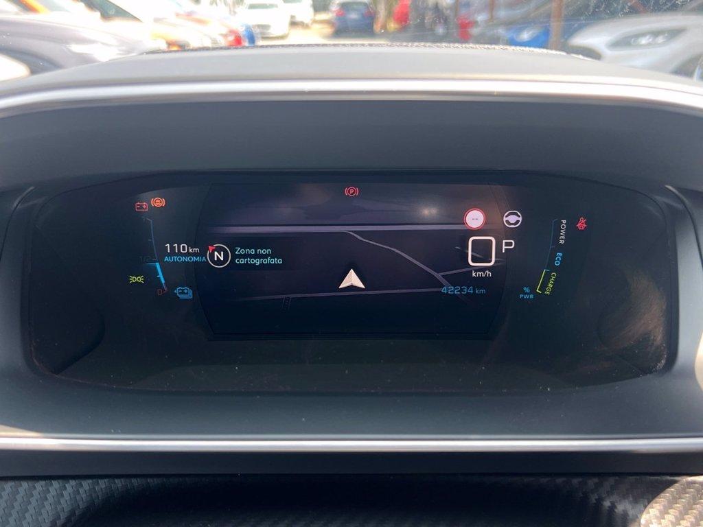 PEUGEOT e-2008 GT 100kW del 2021