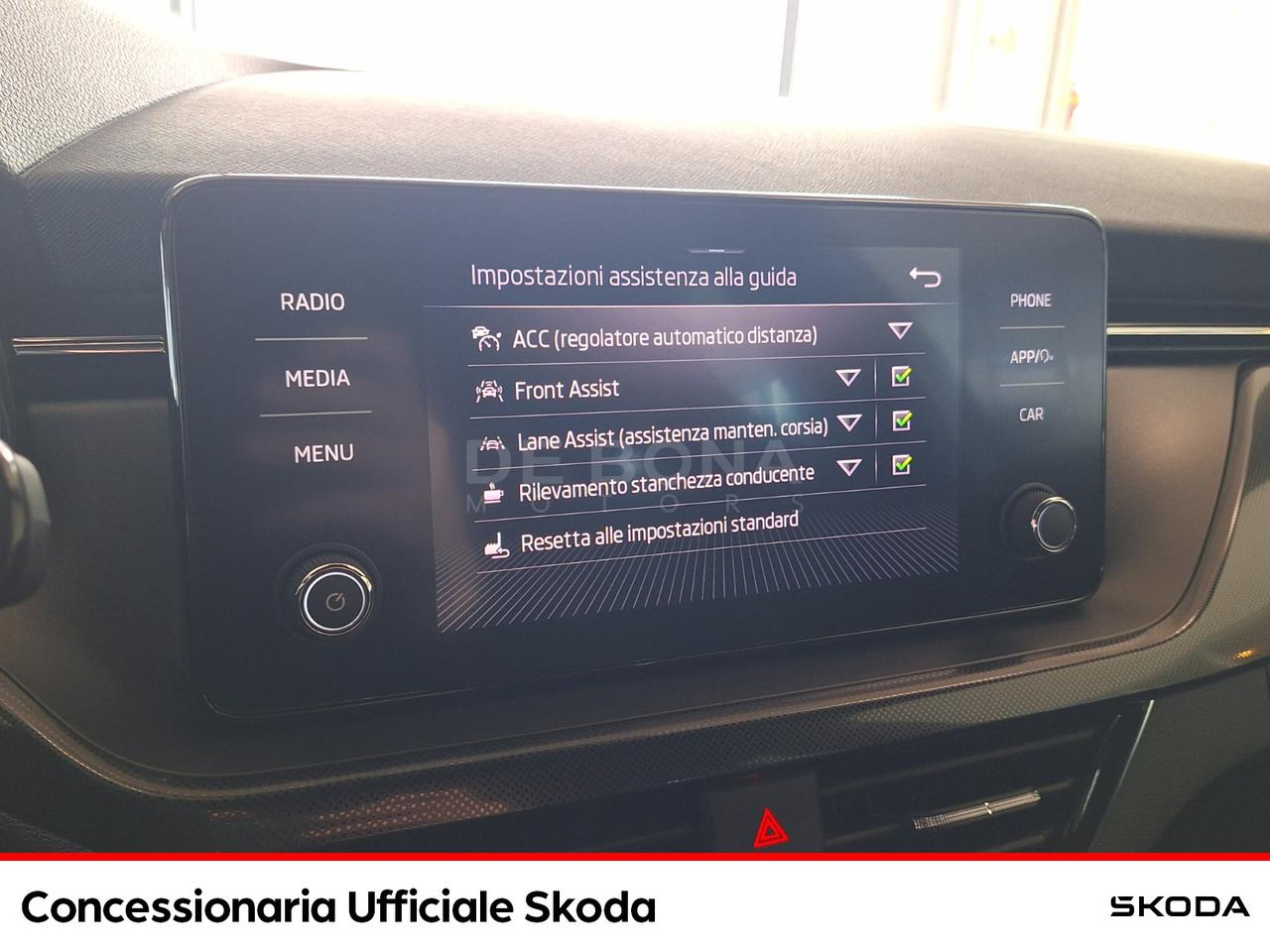 Skoda Kamiq 1.0 tsi black dots 110cv dsg