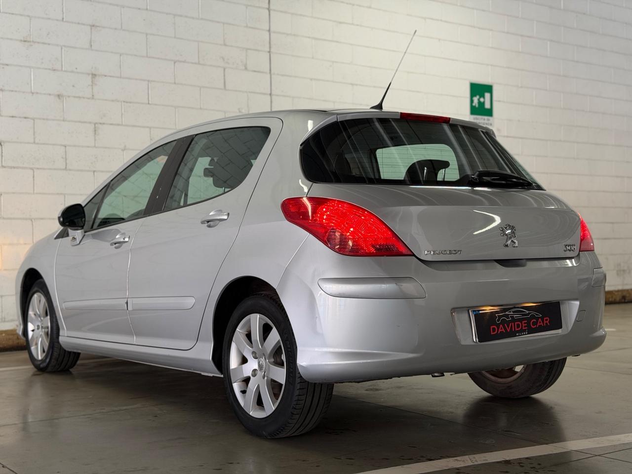 Peugeot 308 1.6 VTi 120CV 5p. Tecno