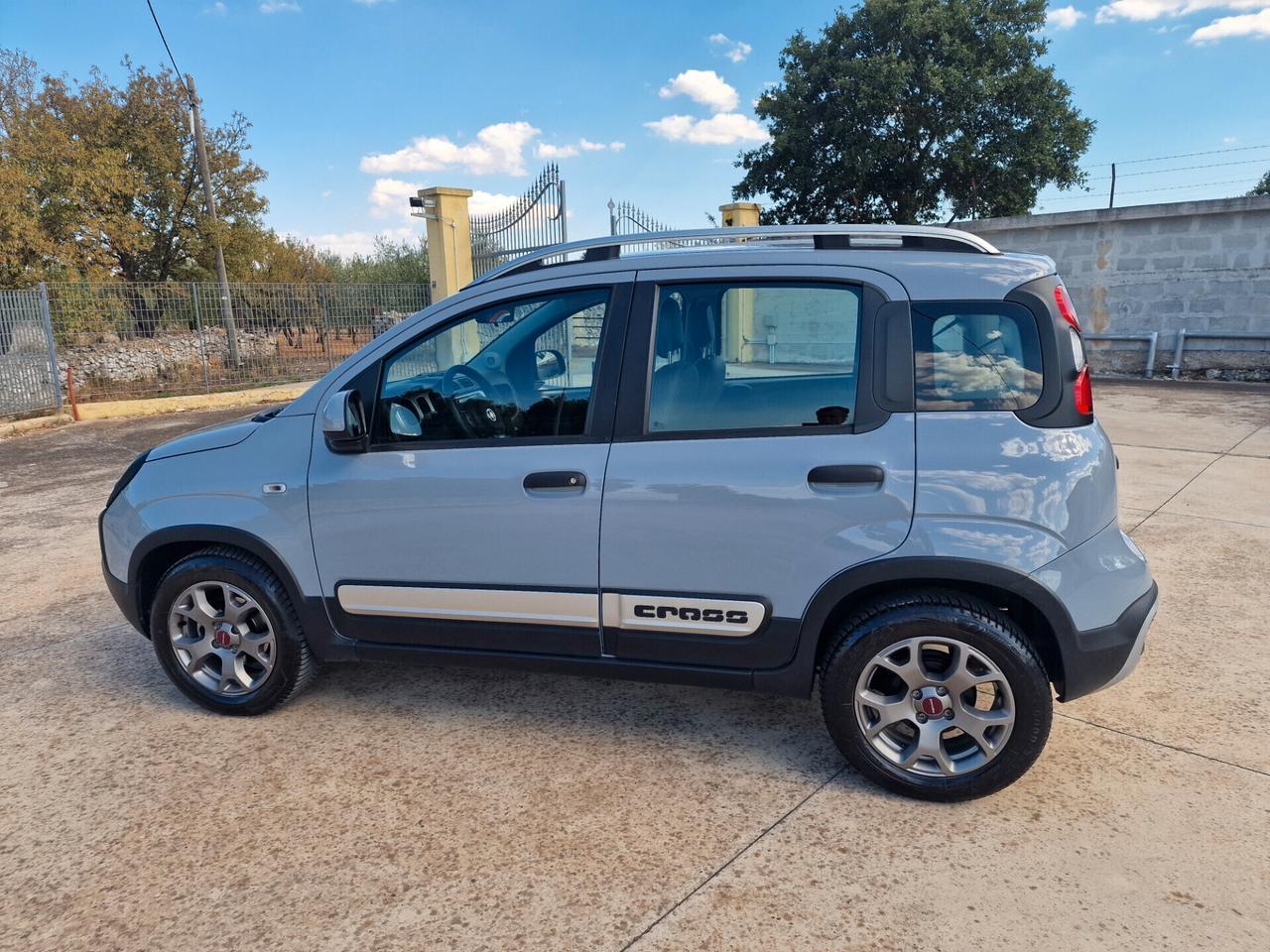FIAT PANDA CROSS