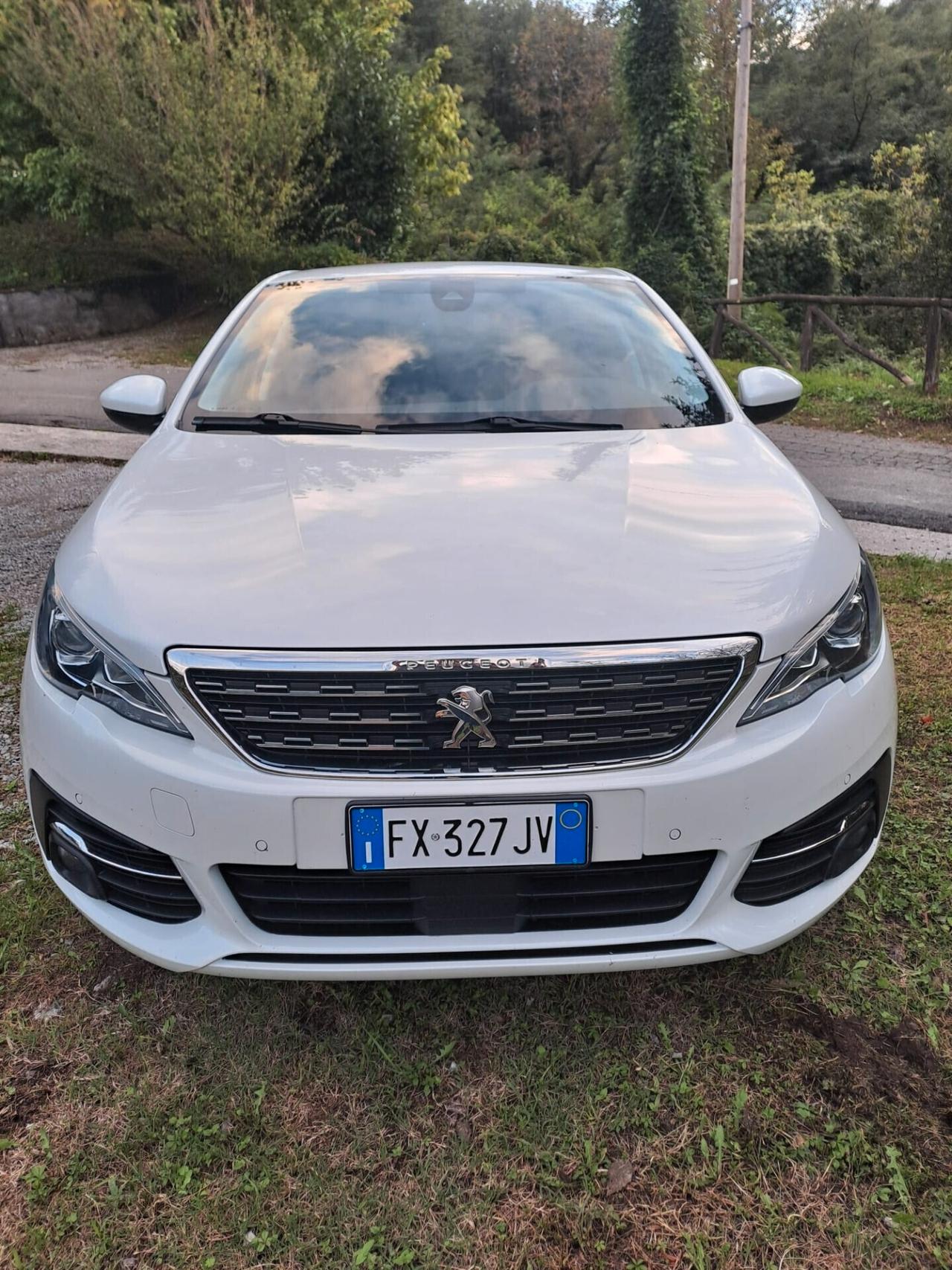 Peugeot 308 BlueHDi 130 S&S Allure