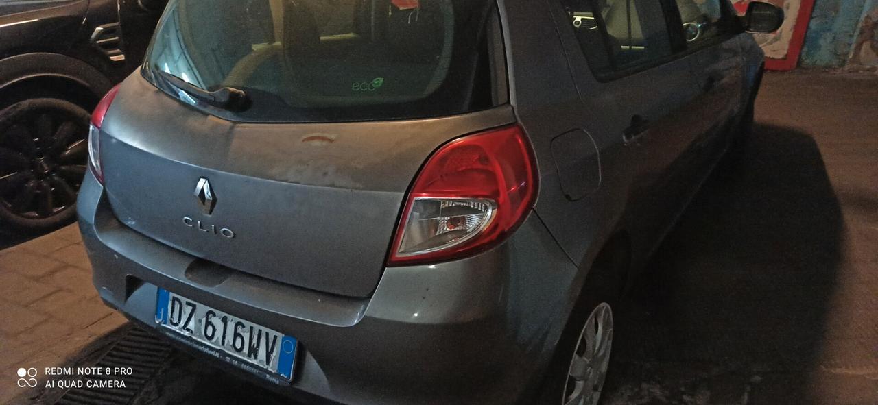 Renault Clio 1.2 16V 5 porte Luxe