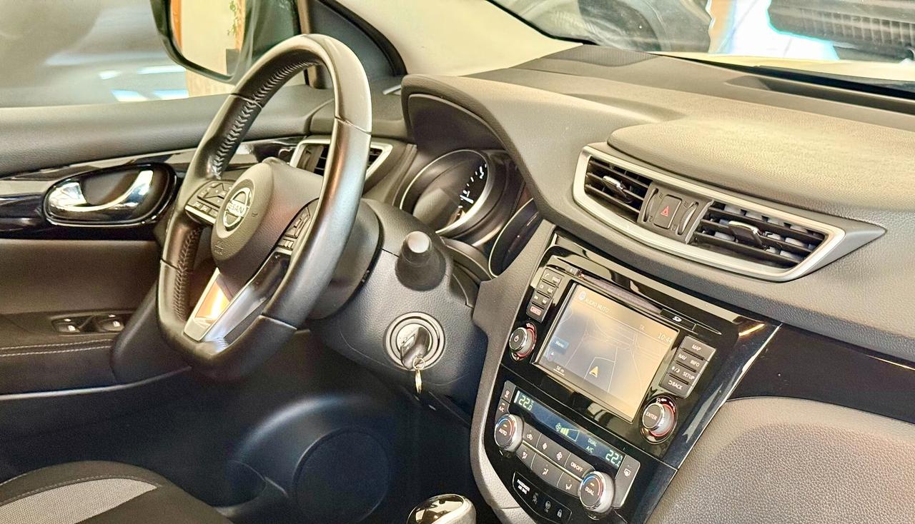 Nissan Qashqai 1.5 dCi Business Navi Retro Led