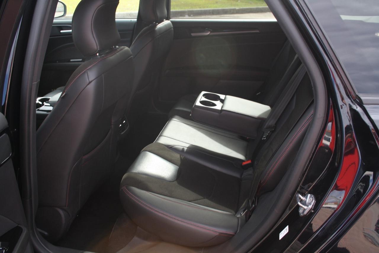 Ford Mondeo Full Hybrid 2.0 187 CV eCVT SW ST-Line Business