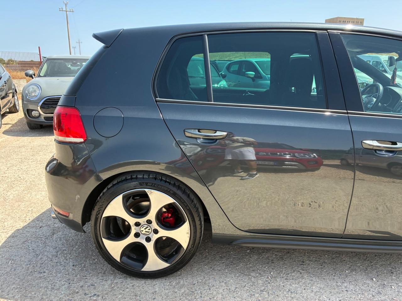 Volkswagen Golf 2.0 TSI 5p. GTI