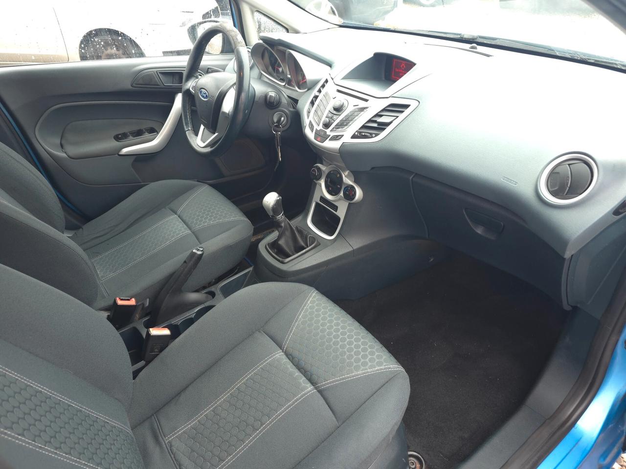 Ford Fiesta 1.4 TDCi 5p. Titanium