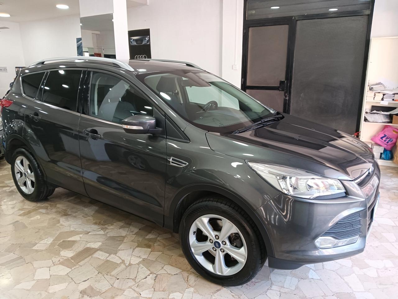 Ford Kuga 1.5 TDCI 120 CV S&S 2WD Titanium