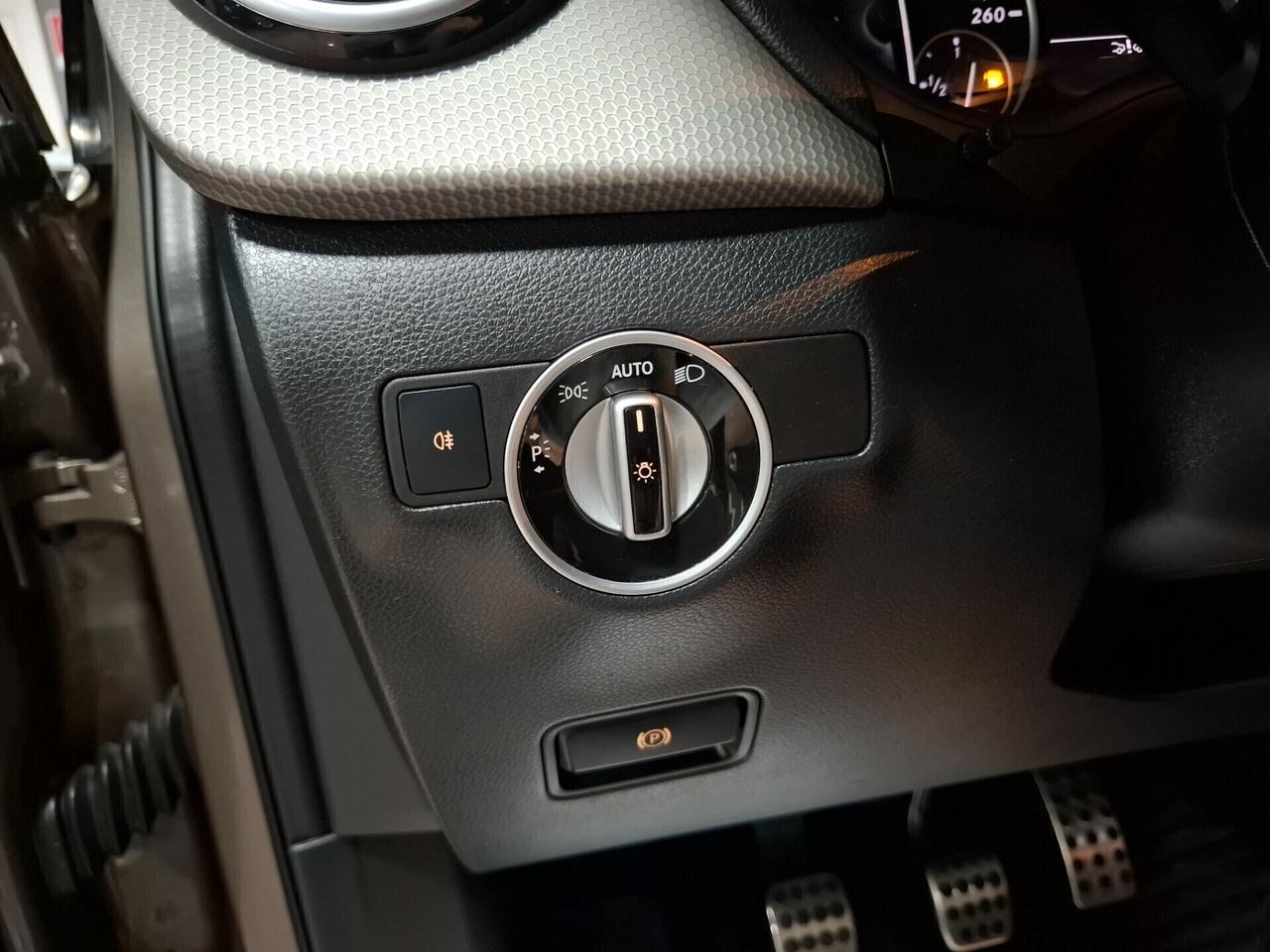Mercedes B 180 Premium-Tetto-Neopatentato