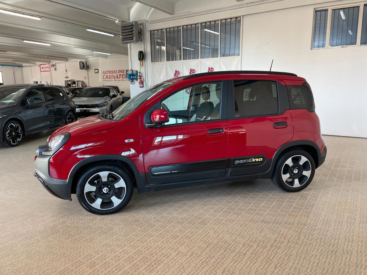 Fiat Panda Pandina 1.0 FireFly Hybrid CROSS 2025