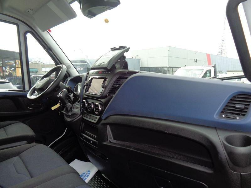 Iveco Daily 35S16A8V 2.3 HPT PLM-TM Furgone Hi-Matic + IVA
