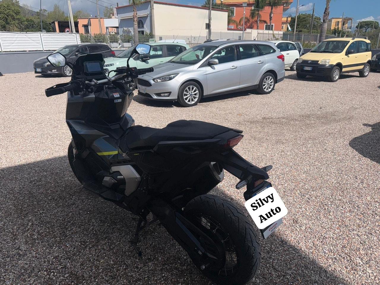 Honda X-ADV 750