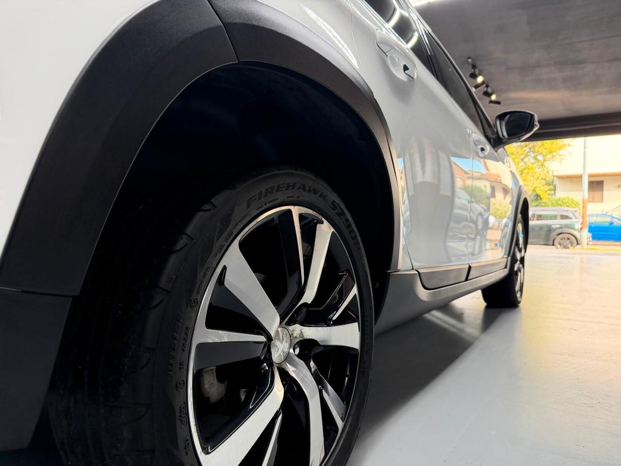 Peugeot 2008 BlueHDi 100 GT Line
