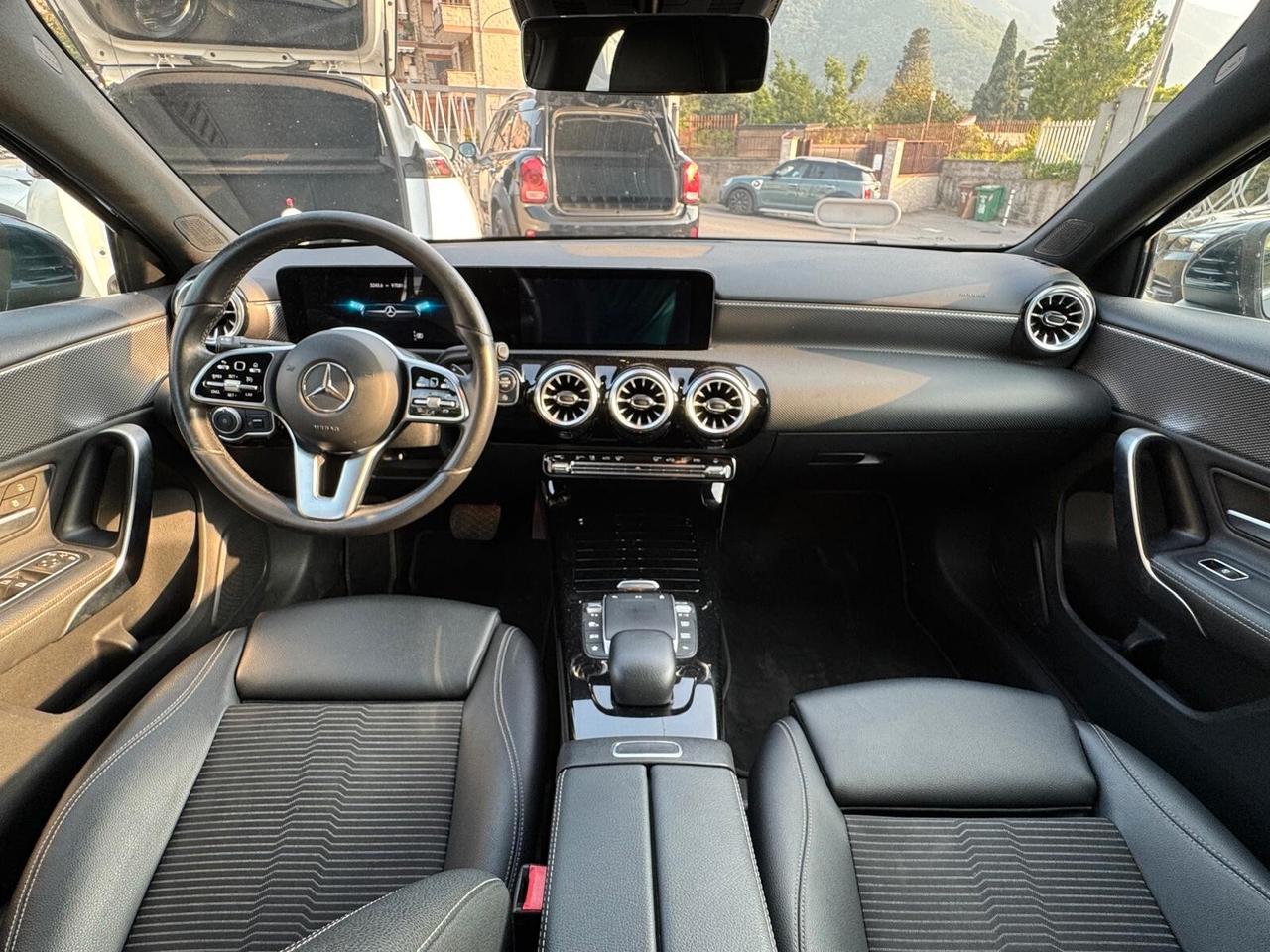 Mercedes-benz A 180 A 180 d Automatic Premium