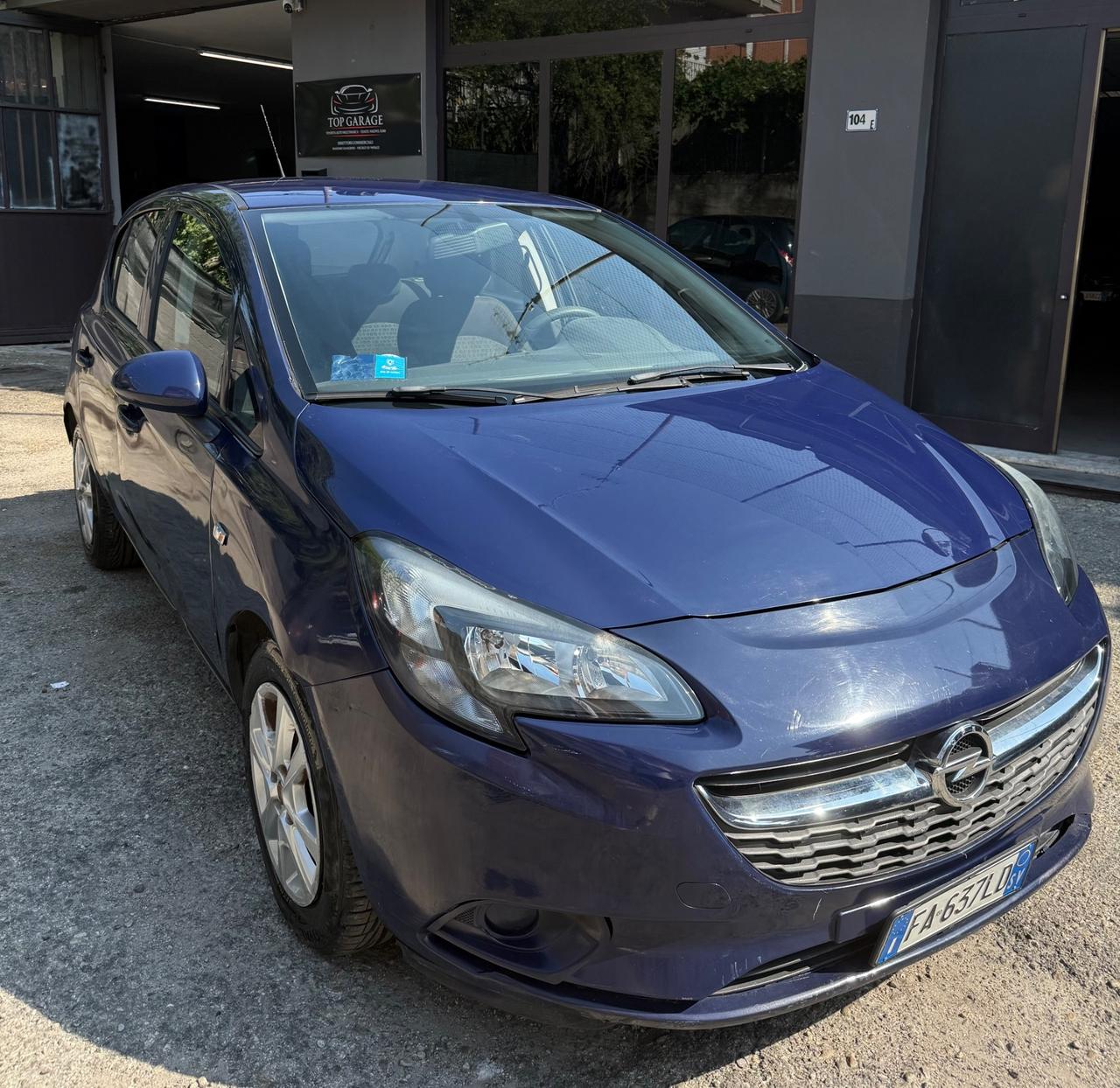Opel Corsa 1.2 5 porte b-Color