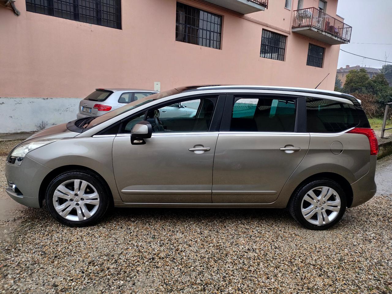 Peugeot 5008 1.6 VTi 120CV Active 7 posti