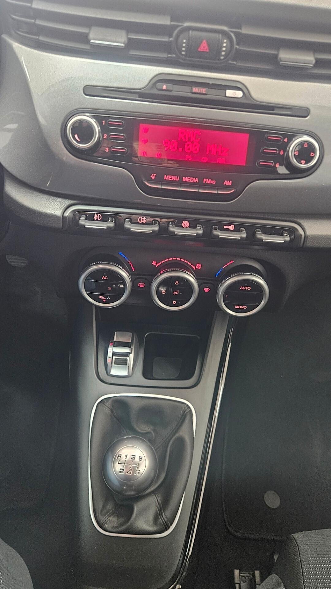 Alfa Romeo Giulietta 1.6 JTDm-2 105 CV Exclusive