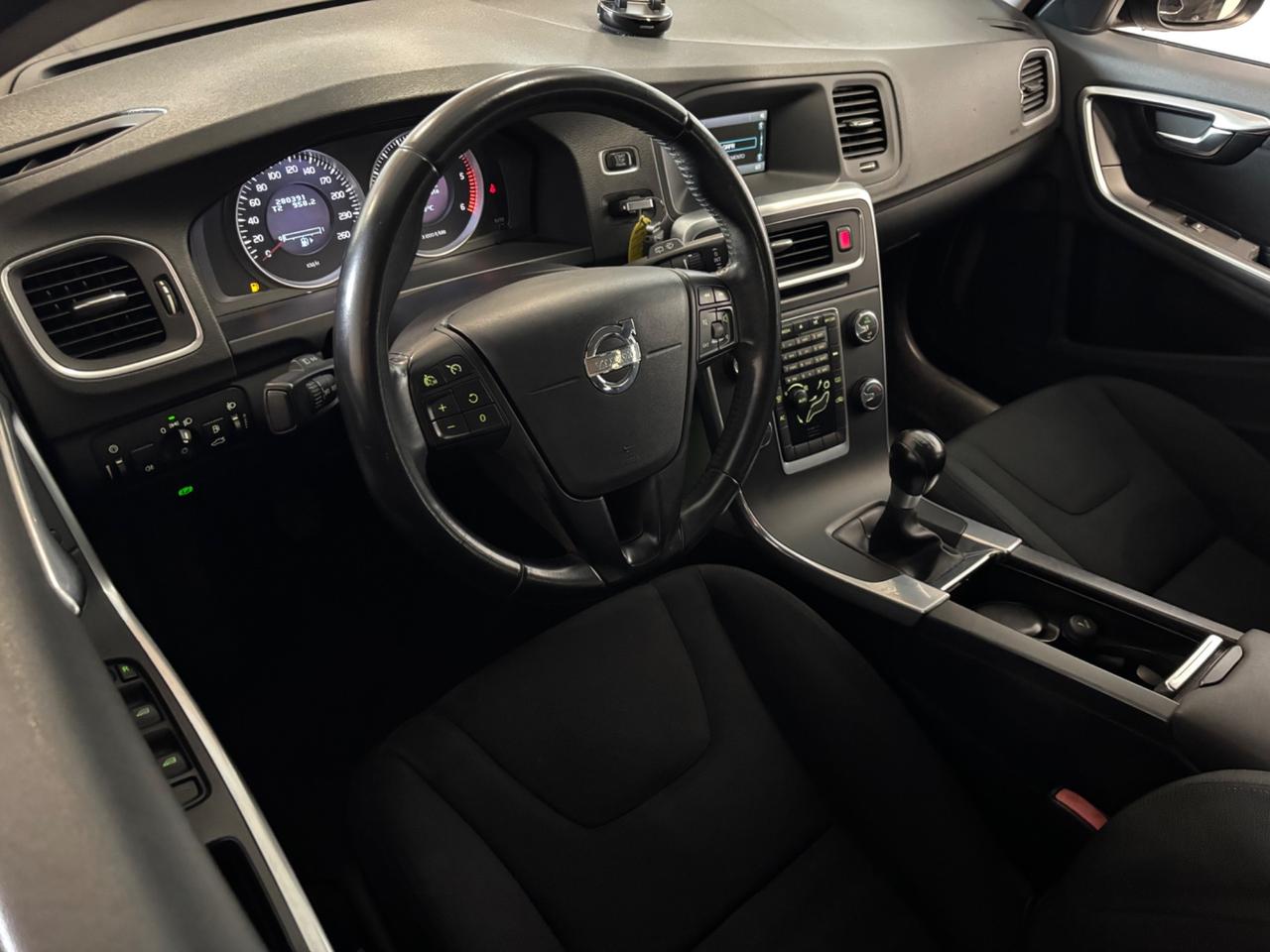 Volvo V60 2.0 D3 5 CILINDRI