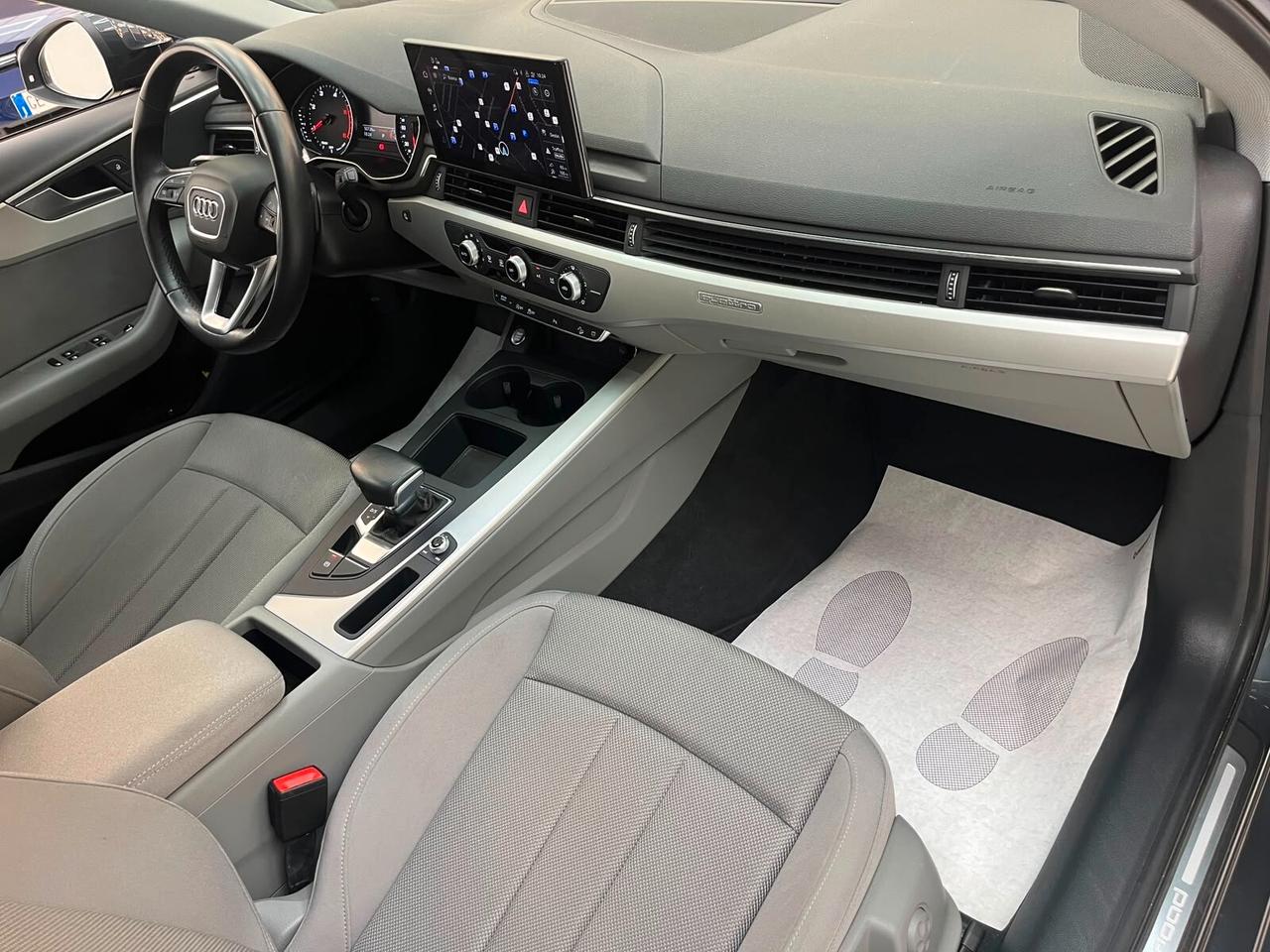 Audi A4 allroad V 2024 Quattro 40 2.0 tdi mhev 204cv s-tronic IVA ESPOSTA