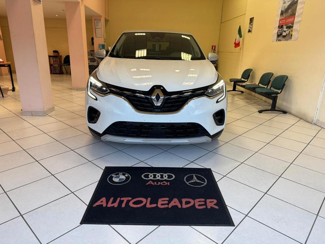 Renault Captur Plug-in Hybrid E-Tech 160 CV Intens