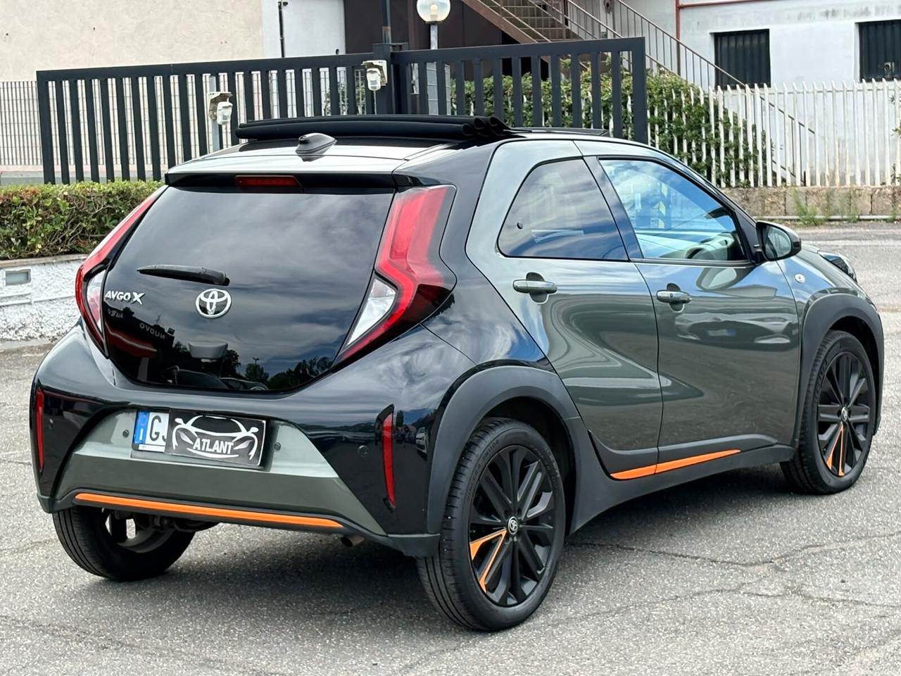 Toyota Aygo X 1.0 VVT-i 72 CV 5 porte Lounge Air S-CVT