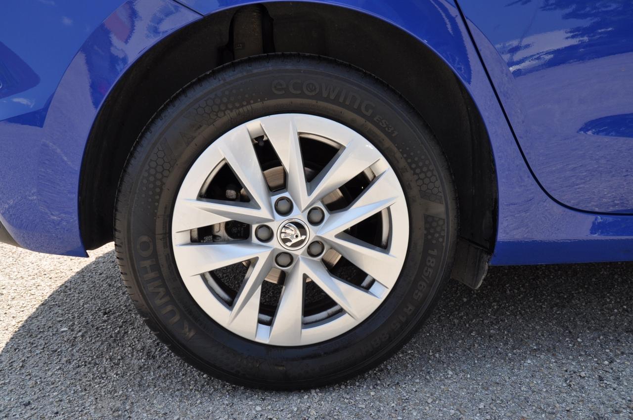 Skoda Fabia 1.0 MPI EVO 65 CV Ambition NEOPATENTATI