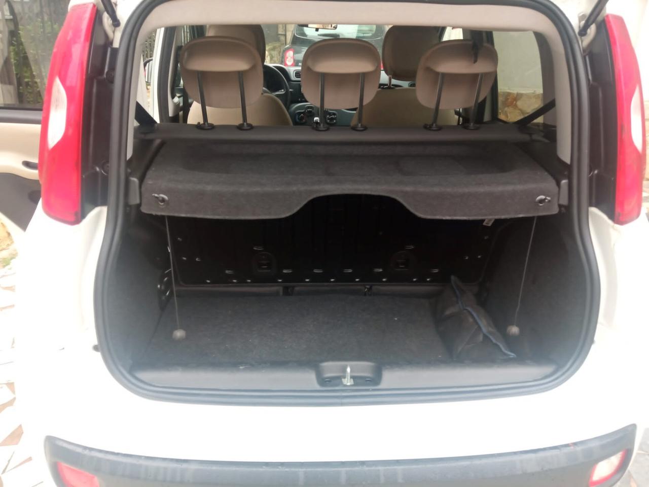 Fiat Panda 1.3 MJT 95 CV S&S Lounge BARRE TETTO CLIMA MULTIF. VETRI OSCURATI PARACOLPI FENDINEBBIA