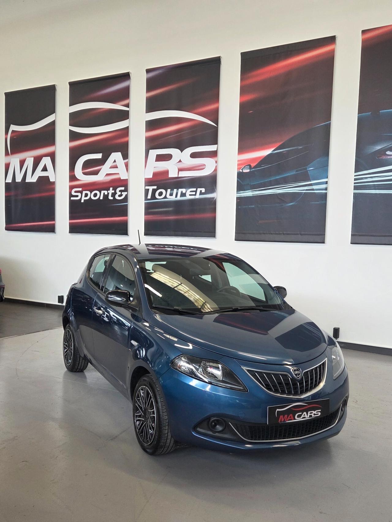 Lancia Ypsilon 1.0 FireFly 5 porte S&S Hybrid Ecochic Gold