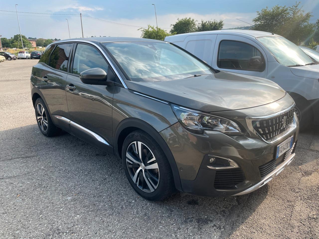 Peugeot 3008 BlueHDi 120 EAT6 S&S Allure DISTRIBUZIONE NUOVA