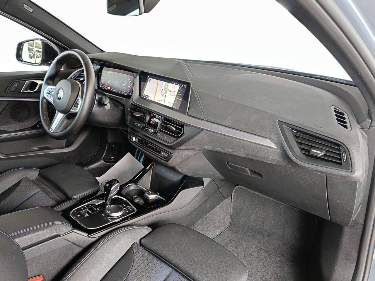 BMW Serie 1 F40 - 118d Msport auto