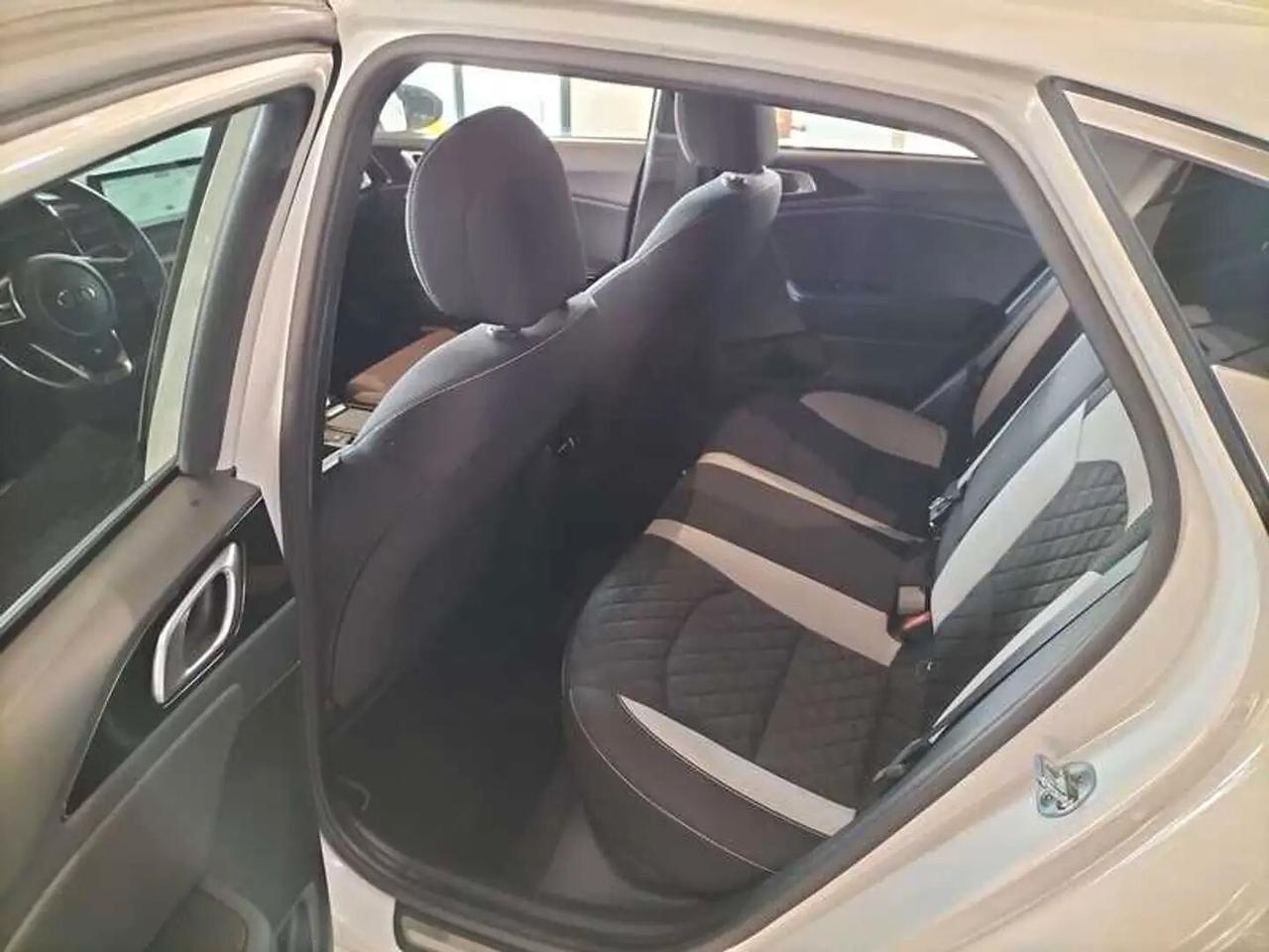 Kia ProCeed ProCeed 1.5 T-GDI MHEV DCT GT Line Plus