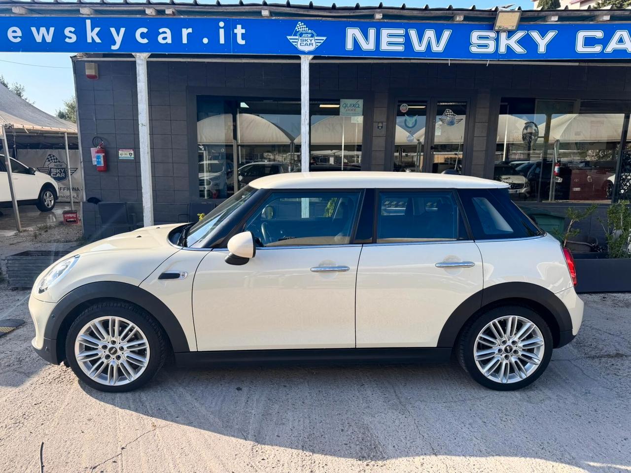 Mini 1.5 Cooper D Business 5p.