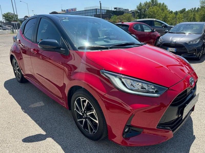 Toyota Yaris Hybrid Style MY22