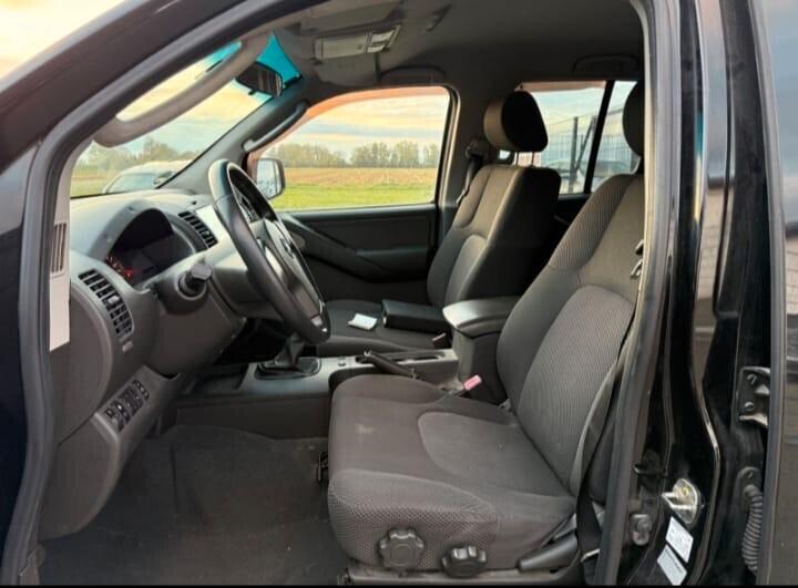 Nissan Navara 2.5 dCi 2 porte King Cab Sport