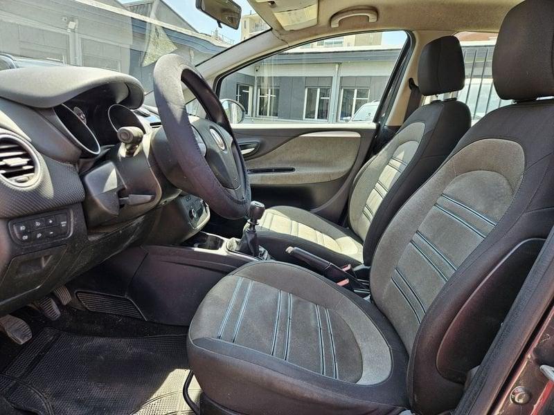FIAT Punto Punto Evo 5p 1.4 Active 77cv