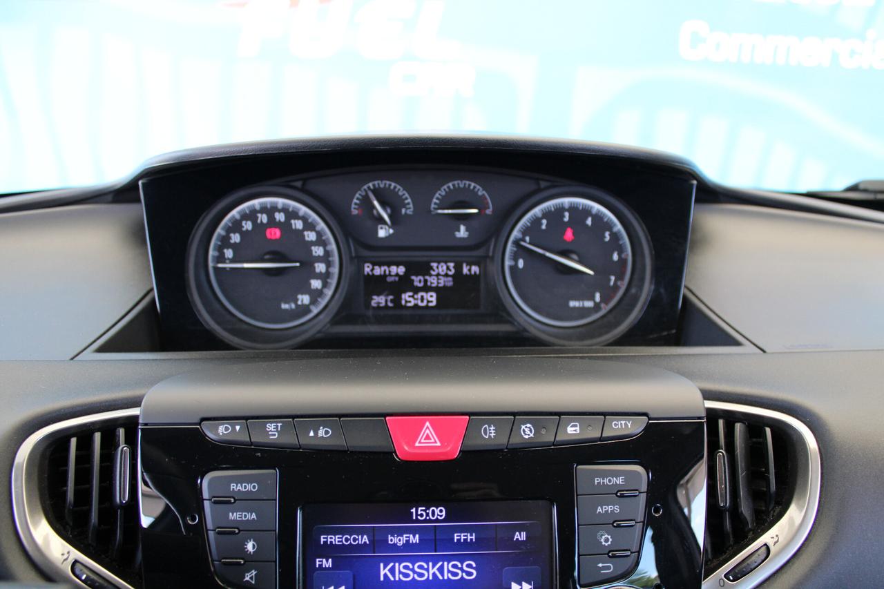 Lancia Ypsilon 1.2 69 CV 5 porte S&S Gold